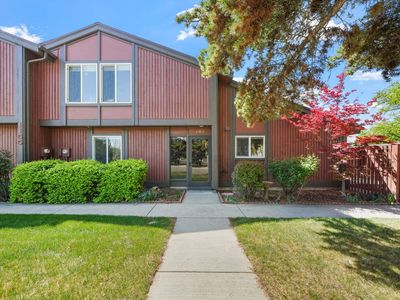 1155 Lakeside Dr APT 101