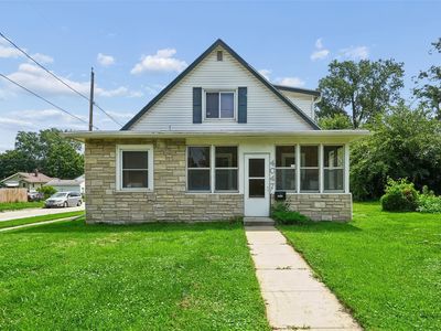 Property at 4047 2nd Ave, Des Moines, IA