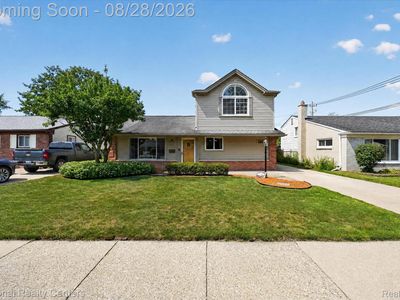 8347 Donna St