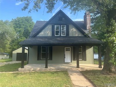 107 N Coffman St