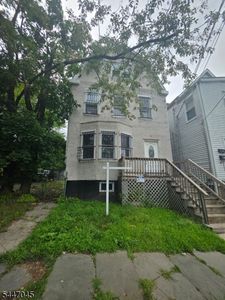 135 Brookside Ave
