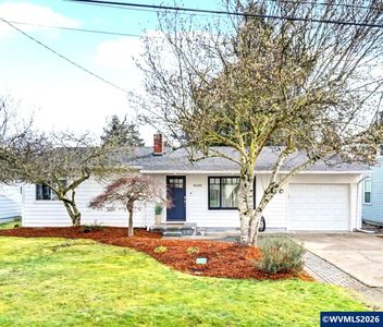 4644 Harcourt Ave NE