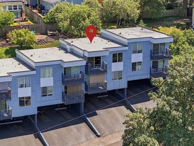 1300 NE 68th Ave APT 13