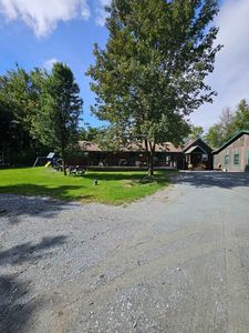 731 Howard Hill Road