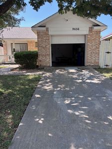 9656 Stonewood Dr