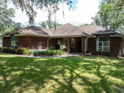 356 NW Brook Loop