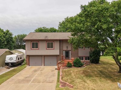Property at 315 S Lincoln St, Belle Plaine, KS