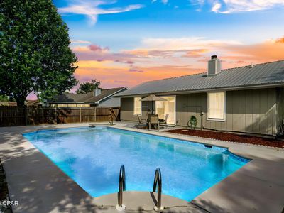 7737 Betty Louise Dr