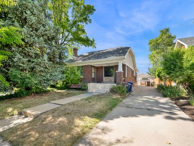 841 E Bryan Ave