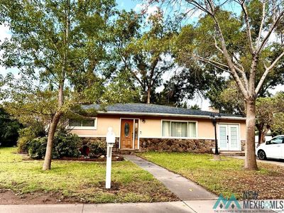 1115 N Ural Dr