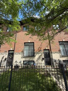 3365 S Archer Ave