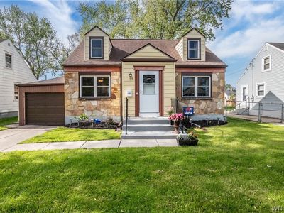 139 Harrison Ave
