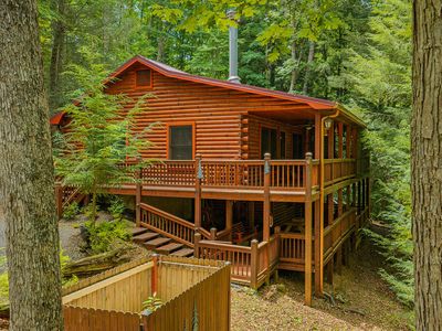 1480 Hidden Lake Dr