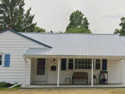 525 Hatfield St