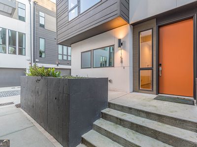 1158 Reynolds Square Ln