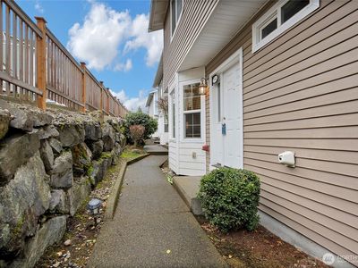 2942 S Proctor Street