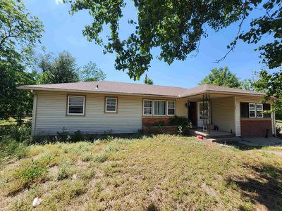 223 N Sedgwick Ave