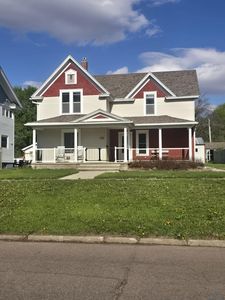 Property at 114 6th Ave SE, Le Mars, IA