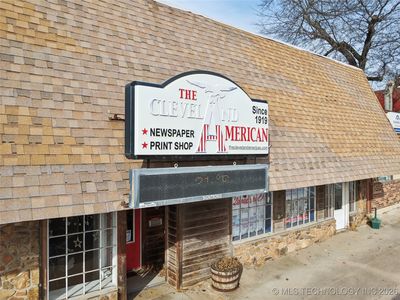 Property at 212 S Broadway St, Cleveland, OK