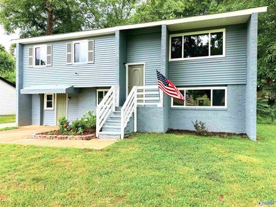 2619 Venetian Way NW