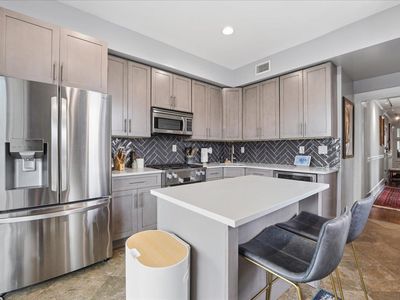 270 Palisade Ave #2