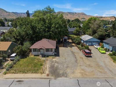 Property at 1012 Yale Avenue, Wenatchee, WA
