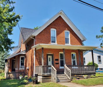215 Cleveland Ave