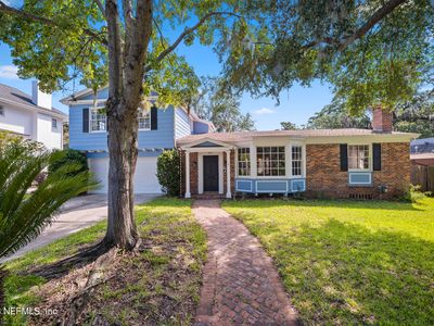 1825 ELIZABETH Place