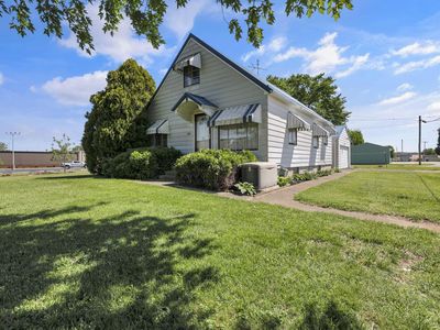 300 N Johns St