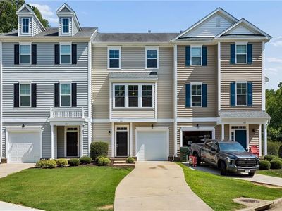 404 Prosperity Ct