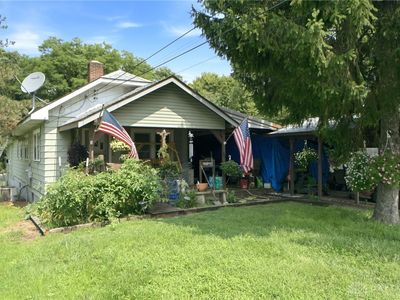 Property at 1914 Winona Dr, Middletown, OH