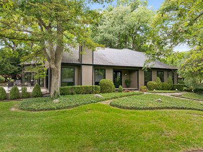Property at 1112 Crane Dr, Sleepy Hollow, IL