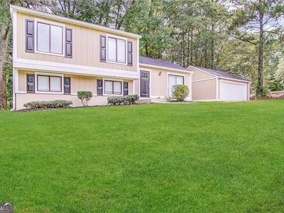 Property at 4887 Martins Crossing Rd, Stone Mountain, GA
