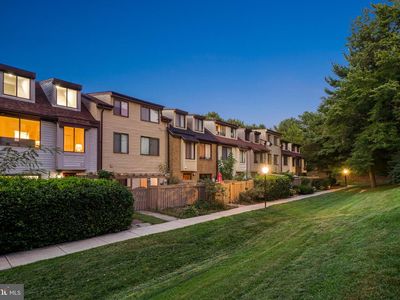 9879 Brookridge Ct