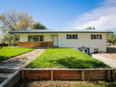 2121 Alameda Dr