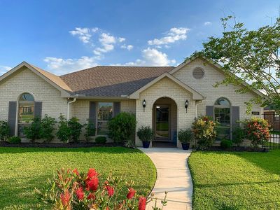 6830 Davy Crockett Dr