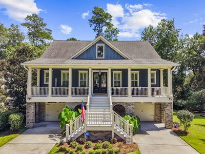 8589 Refuge Point Cir