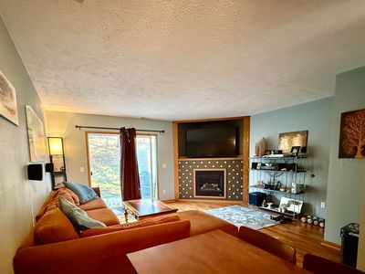 3817 Vale Dr