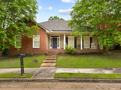 13 Village Green Ct
