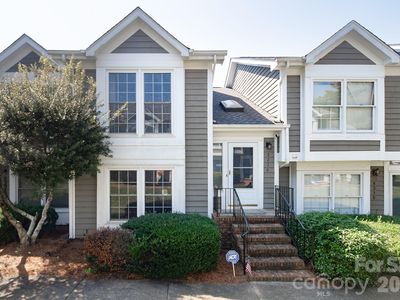 8228 Legare Ct