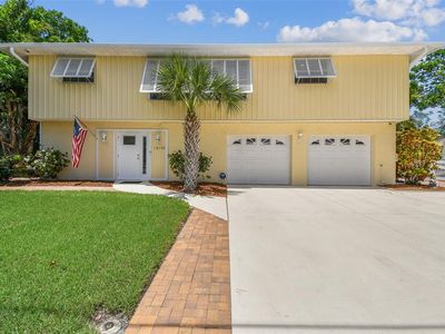 10104 Sandpiper Rd E