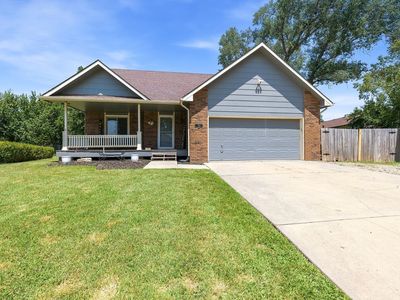 714 E Lisa Ln