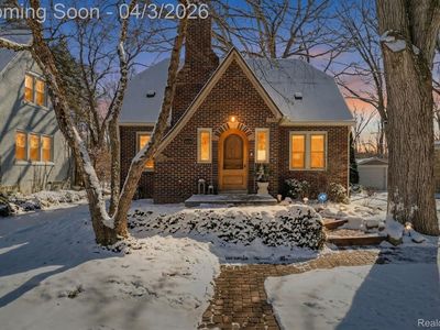 Property at 2179 Avondale St, Sylvan Lake, MI