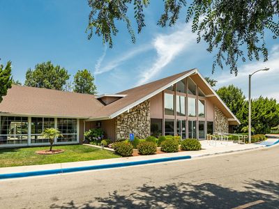 3500 W Manchester Blvd Unit 281