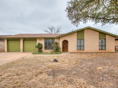 3829 Sandstone Rd