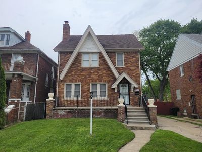 371 Piper Blvd