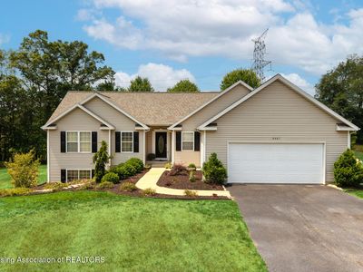 9487 Bear Cub Ct NE