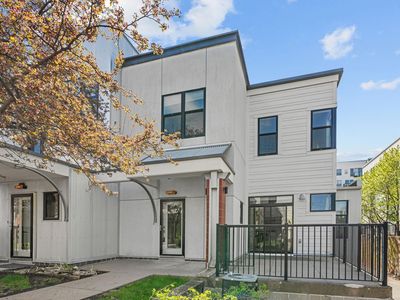 2818 Aldrich Ave S #105