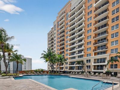 3232 SW 22nd Ter #903