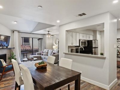 4777 Cedar Springs Rd APT 8M
